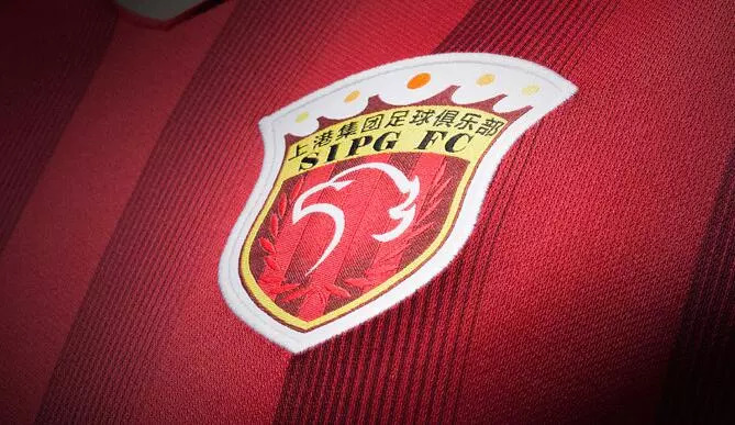 为什么本垒板必须定期使用特制白色漆翻新