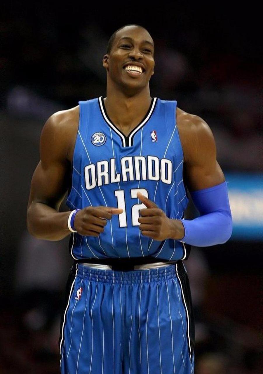 #MUFC 来源：Stretford Paddock我们恨利物浦，还有曼城…… 🎶