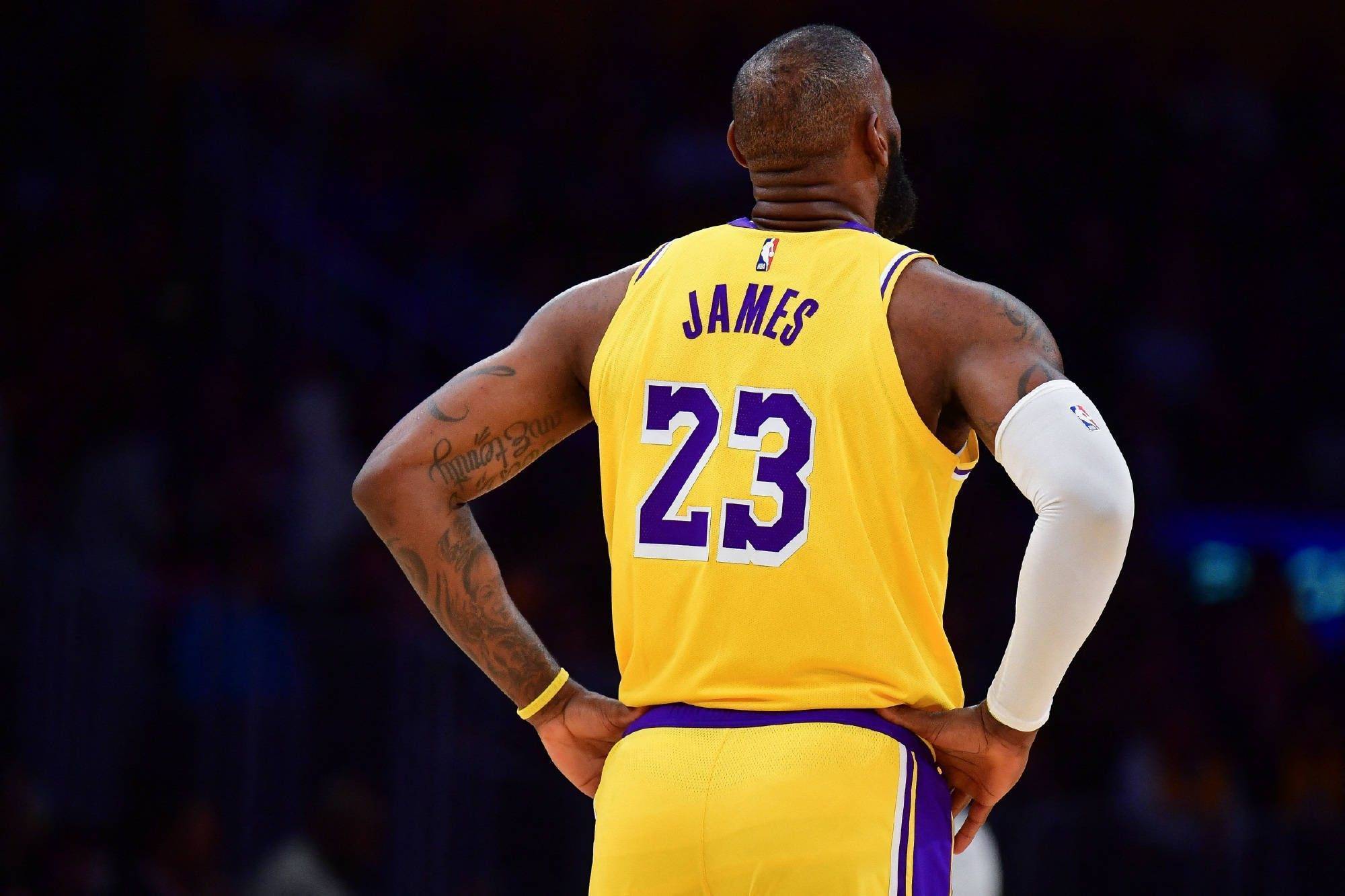 最后时刻替补登场，阿方索时隔262天伤愈复出