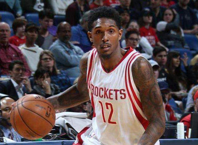 2025 赛季：MLB 首次在全联盟 13 个球场测试 Automated Ball-Strike System（ABS，机器人主审）