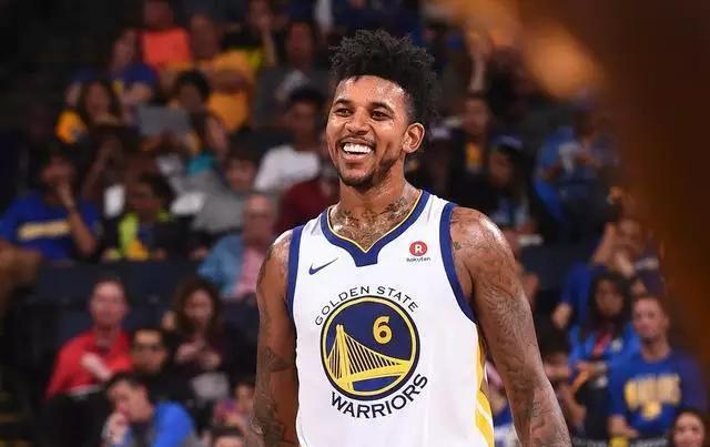 云南助教：明天是最后一个主场，希望能够取得顺利的结果