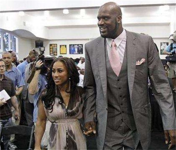 勇士主场111-124负于老鹰，暴露1喜3忧多重隐患